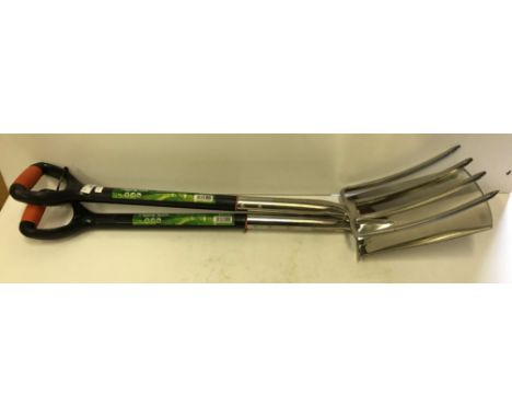 A Green Blade digging fork and spade