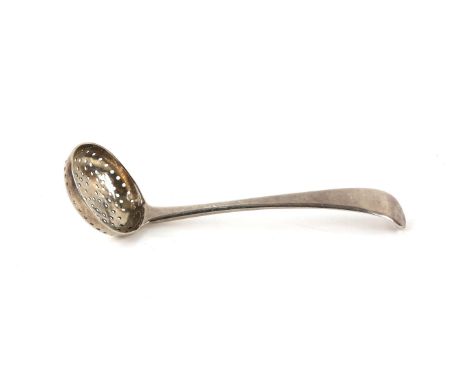 George III silver sifter toddy ladle, by Richard Crossley, London 1793,  13 cm long, 29 gr. 