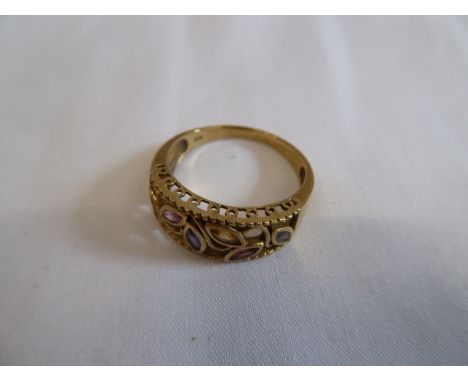 9ct gold leaf design ring 3.1g