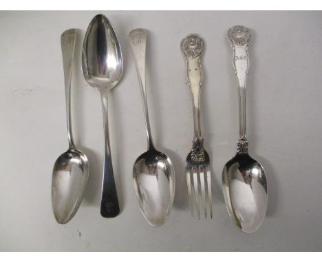 Silver flatware comprising of a George IV table spoon and fork by William Bennett, London 1830 with shell terminals, a pair o