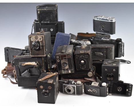 Collectable folding and box cameras to include Kershaw King Penguin, Kershaw Raven, Houghton Butcher Cameo, folding Klito, la