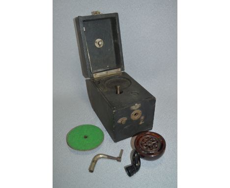 1920/30's Portable Gramophone Record Player 