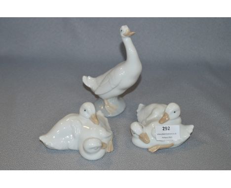 Set of Three Nao Lladro Figurines - Geese 