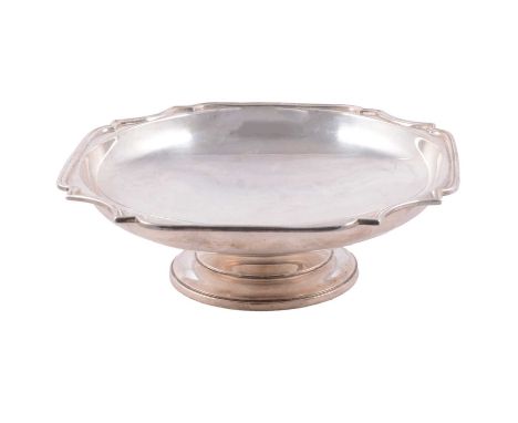 Silver pedestal bowl, Adie Brothers, Birmingham 1933, shaped rim, circular foot, 22.5cm, 14.6ozt.