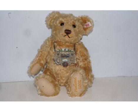 Steiff bear Holland 2002