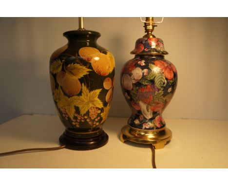 2x Ceramic Table lamps