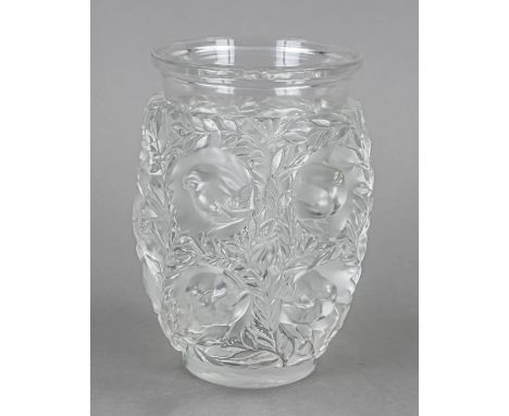 Vase, Frankreich, 2. H. 20. Jh., Lalique, Modell Bagatelle, runder Stand, ovoider Korpus, aufgebogener Mündungsrand, klares ü
