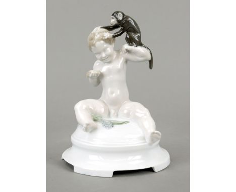 Lausige Geschichte, Rosenthal, Selb, 1920er Jahre, Entwurf Ferdinand Liebermann, im Sockel sign., Modellnr. K 62, polychrom b
