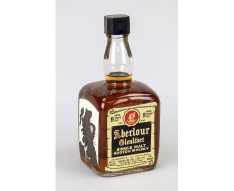 Flasche Single Malt Scotch Whisky, Schottland (Glasgow) 1970er Jahre. ''Aberlour Glenlivet'' über 9 Jahre im Faß  gereift. Fü