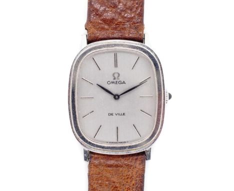 Vintage Omega De ville men's watch with a 17 jewel manual wind movement, ca. 625. marked Omega metal case. Approx case width 