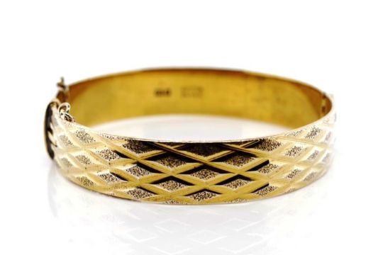 22ct on silver bangle
