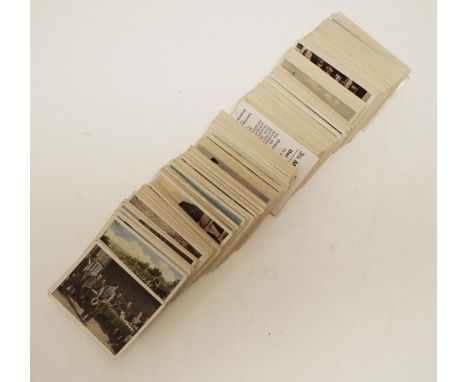 Vintage collection German military cigarette cards a total of approximately 100 cards, depicting military scenes, many from W