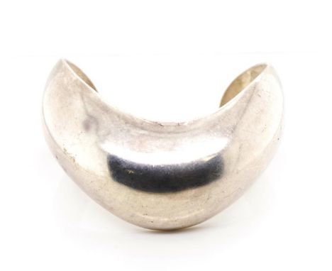 Sterling silver cuff bangle marked 925. Approx weight 62 grams, inside width 58mm