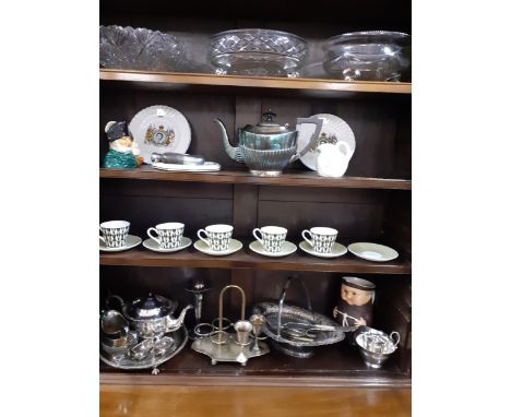 A mixed lot of household items to include silver plated items, Royal Tuscan coffee cans with saucers in a geometric pattern a