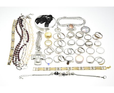 Lot of jewelry, various steel/titanium including a slave bracelet from Swarovski, a cross pendant with watch, Francios Lepeti