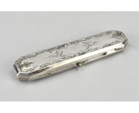 Silver glasses case, 833/000, octagonal model decorated at the top with engraved floral decor and at the bottom with engraved