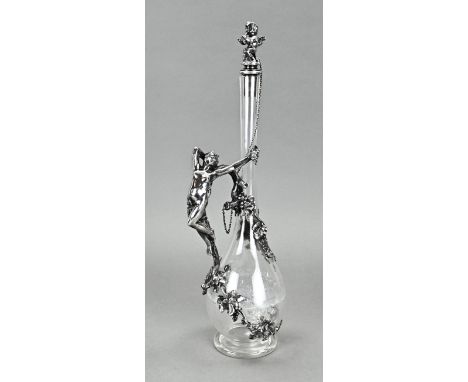 Special rare decanter with silverware, 800/000. Decanter, convex model with a long slender neck, decorated with a handle in t