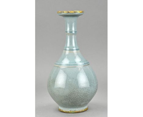 Antique Chinese porcelain celadon vase with gilt edges. 19th century. With valuation report. Dimensions: H 27.5 cm. In good c