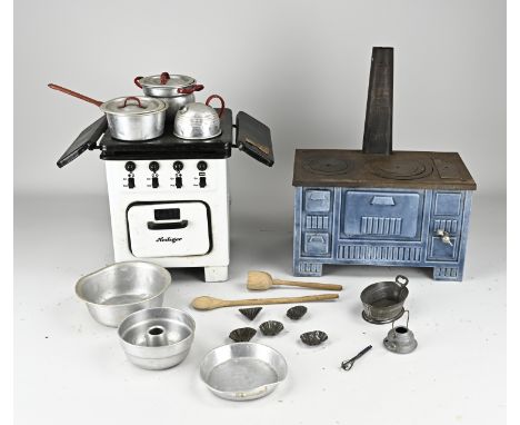 Two antique children's stoves. Circa 1900 - 1930. 1x Cast iron, blue enamel, Art Nouveau, France, PW 1x Electric, white ename