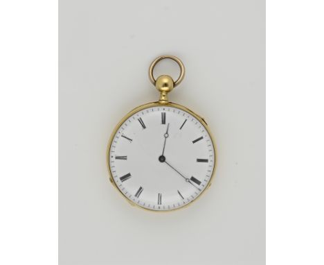 Yellow gold pocket watch, 585/000, with a white enamel dial. With key winding and striking mechanism ø 47.5 mm. Imperfection 