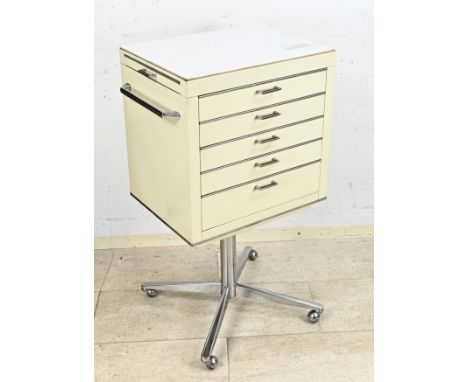 Metal vintage dental cabinet with chrome base. Mobile. Second half of the 20th century. Dimensions: 98 x 52 x 40 cm. In good 