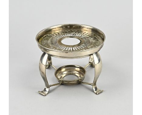 Silver stove, 835/000, round model on 4 curled legs. MT.: A.Presburg, Amsterdam, last:K:1970. Ã¸ 12 cm. approx. 201 grams. In