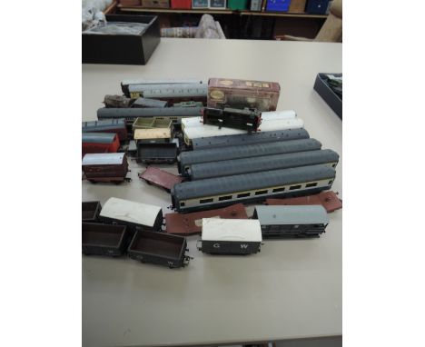 A selection of Dapol/Lima and Mainline OO gauge rolling stock and an Airfix tank engine