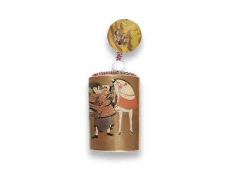 UEMURA ENSHU (BORN 1955)A Gold-Lacquer Three-Case Inro with Matching Manju Netsuke Showa (1926-1989) or Heisei (1989-2019) er