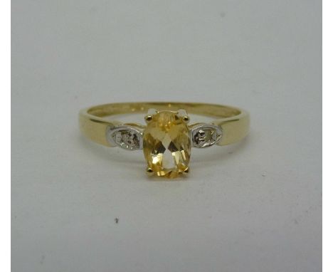 A 9ct gold, citrine and diamond ring, weight 1.2g, size O