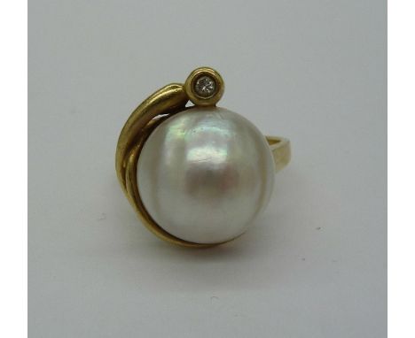 A 9ct gold, pearl and diamond ring, weight 4.7g, size P