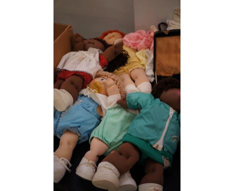 Collection of cabbage patch dolls 