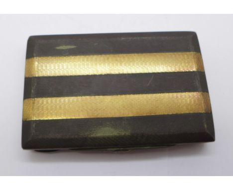 An .800 silver and 18ct gold snuff/pill box, 57.9g, 77mm x 50mm
