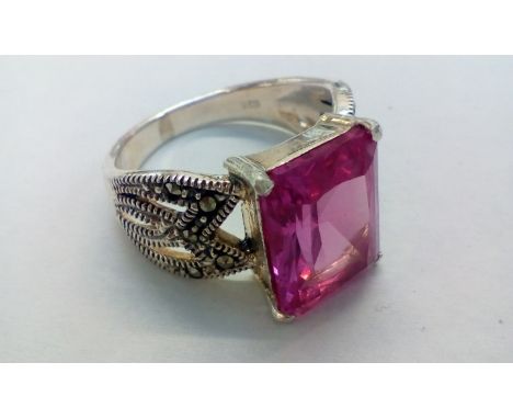 925 Silver Dress Ring set with Large Pink Dress Stone