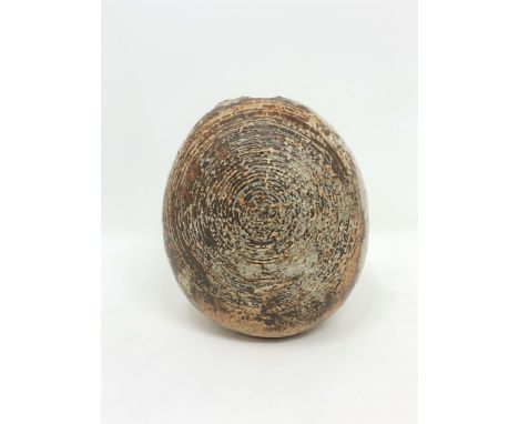 Alan Wallwork (1931-2019) Studio pottery pebble vase, incised AW to base, height 11cm. CONDITION REPORT: Small flake of glaze