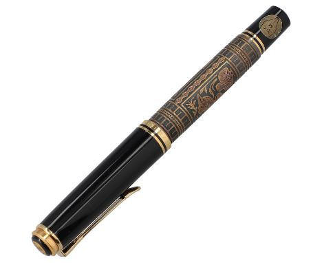 PELIKAN VINTAGE Füllfederhalter "M900 TOLEDO". Produkionsjahre 1991-2002. 20C 833 GG/WG Feder. Federstärke M.Etui, Umkarton u
