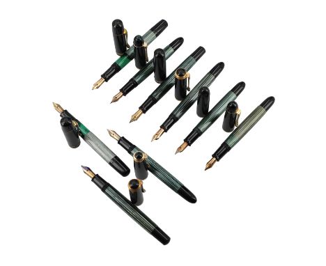 PELIKAN VINTAGE Schreibgeräte Konvolut. Bestehend aus 9 Exemplaren. Jeweils mit starken Gebrauchsspuren. Lade für Schreibgerä