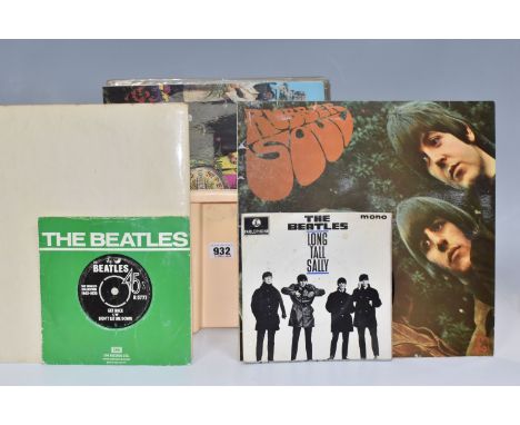 A BOX OF THE BEATLES RECORDS, comprising LPs: The Beatles (white album) serial no 0126989, Mono PMC 7067-8, XEX 709-712, with