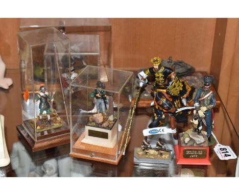 A GROUP OF MILITARY THEMED ORNAMENTS to include a Papo medieval figure mounted on a horse, a Del Prado figure of Lord Uxbridg
