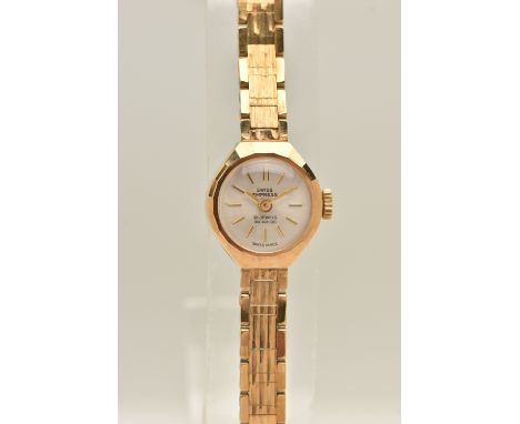 A LADIES 9CT GOLD WRISTWATCH, manual wind, round silver dial signed 'Swiss Empress', baton markers, within a polished case st