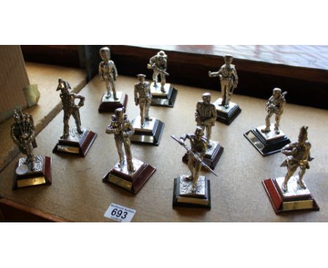 Selection of white metal soldiers sculpted by R Hardy