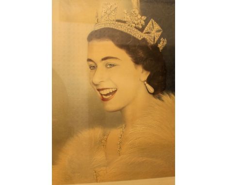 Oak framed and glazed print of Her Majesty Queen Elizabeth, 37 x 49cm