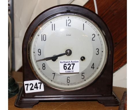 Bakelite Enfield mantel clock with key and pendulum