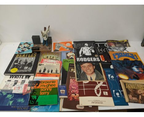 A collection of music related ephemera to include 'Magical Mystery Tour' original stereo issue with blue insert, The Animals,
