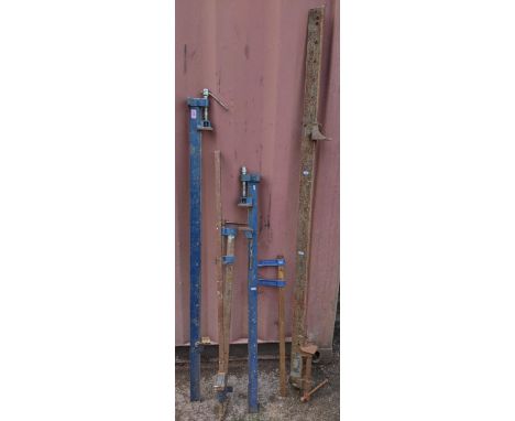 Mixed metalware to include a Record Marples Sash clap and othersLocation:If there is no condition report shown, please reques