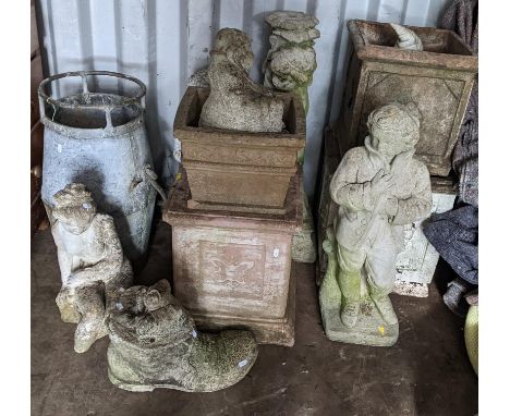 A mixed garden ornaments to include vanais statues and plantersLocation: R ConIf there is no condition report, please request