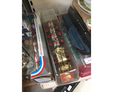 MALLARD MODEL ENGINE, STATE COACH MODEL AND CORGI 1902 STATE LANDAU    J2