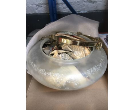CEILING LIGHT FITTING