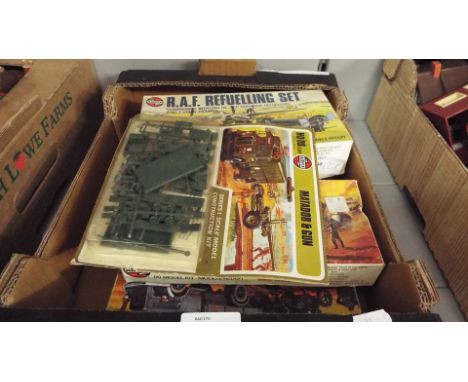 A selection of vintage Airfix models and others to include RAF Re-fuelling set, 80 mm gun and tractor, matador gun etc