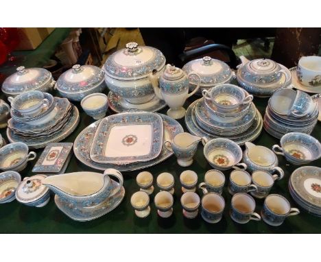 An extensive Wedgwood blue Florentine pattern dinner and tea service, to include: a large soup tureen & cover, four vegetable