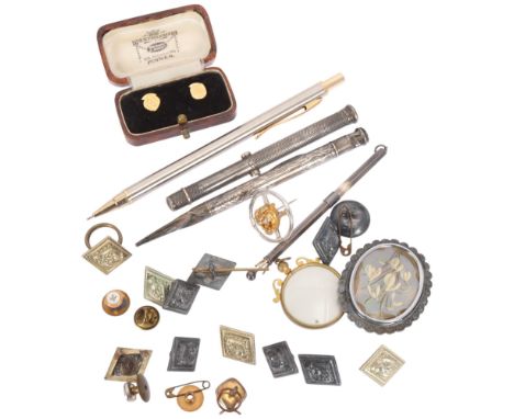 Various jewellery and collectables, including propelling pencil, cocktail swizzle stick, military buttons, etc . Condition Re